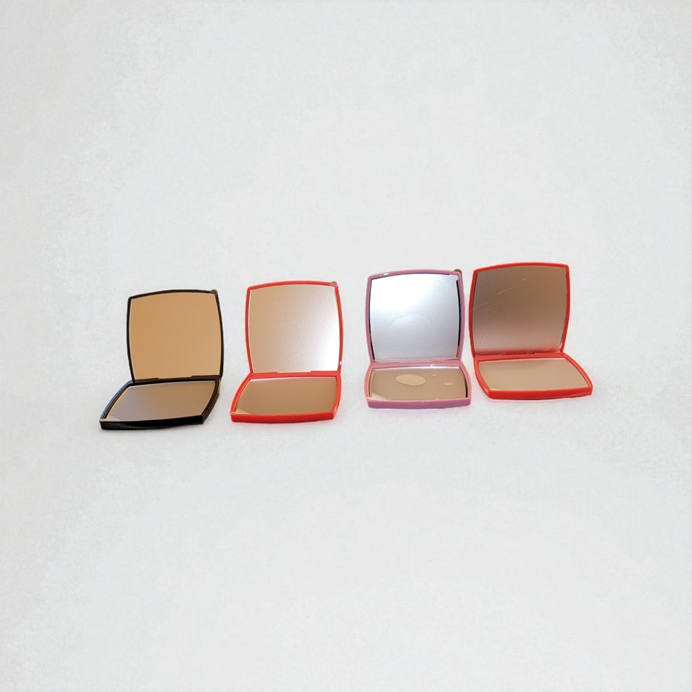 Chanel Mirror Compact with Chanel Drawstring Pouch - Picture 2 of 3